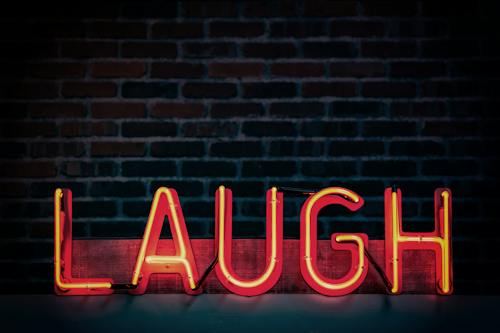 Laugh Neon Light Signage Diaktifkan