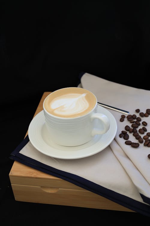 Základová fotografie zdarma na téma caffè latte, caffè latte art, detail