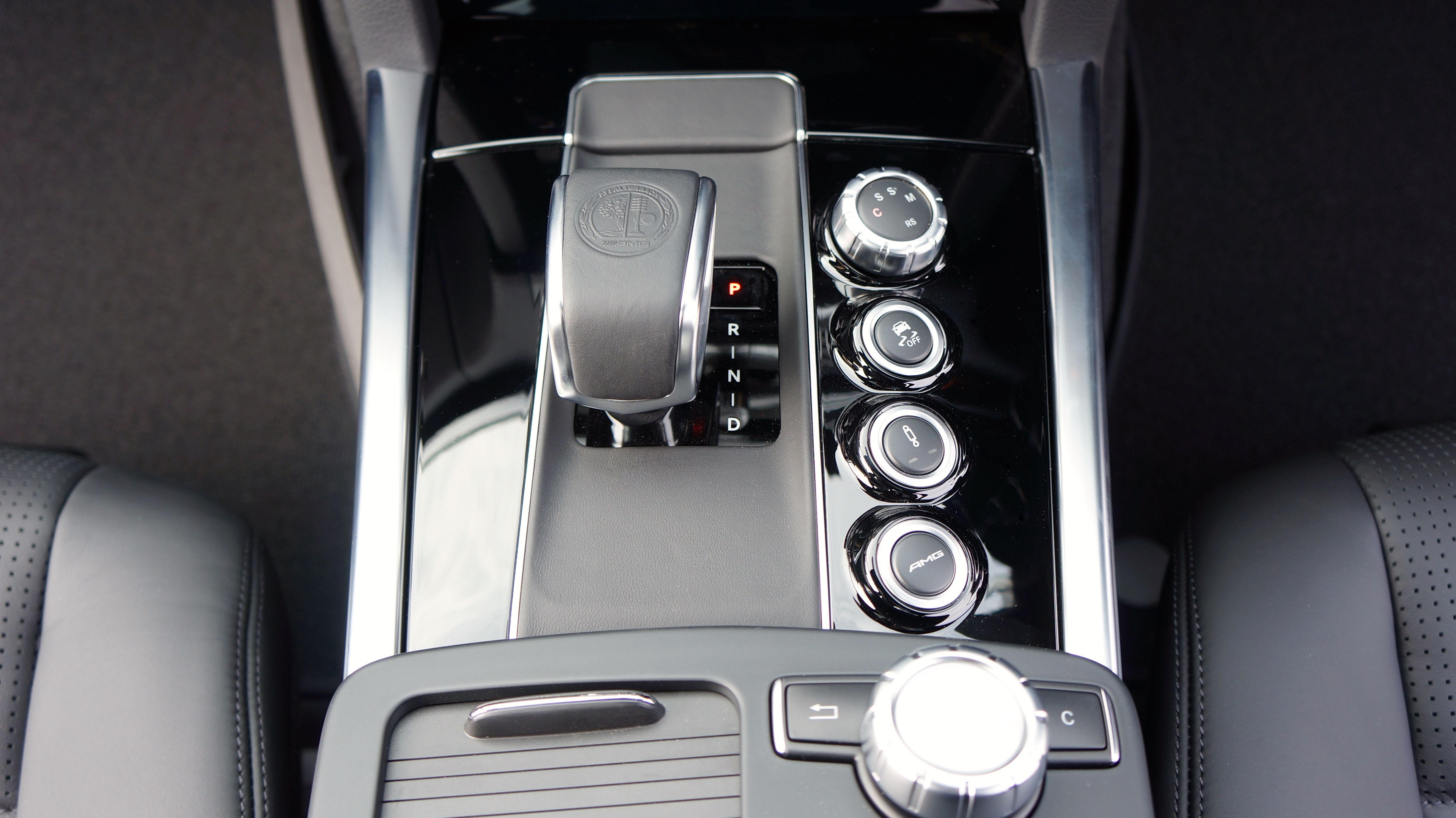 Schaltbox Im Auto