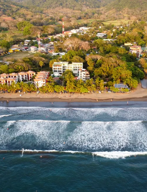Belize vs Costa Rica: Which Central American Destination is Best for You?