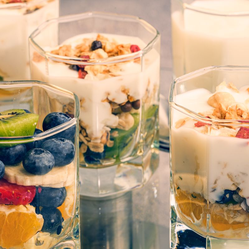Vanilla Yogurt Parfait with Granola and Fresh Berries