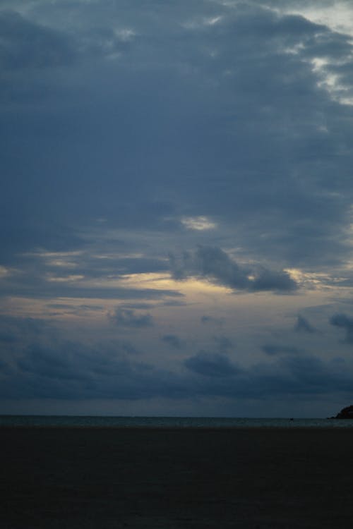 Безкоштовне стокове фото на тему «вертикальні постріл, вид на океан, горизонт»