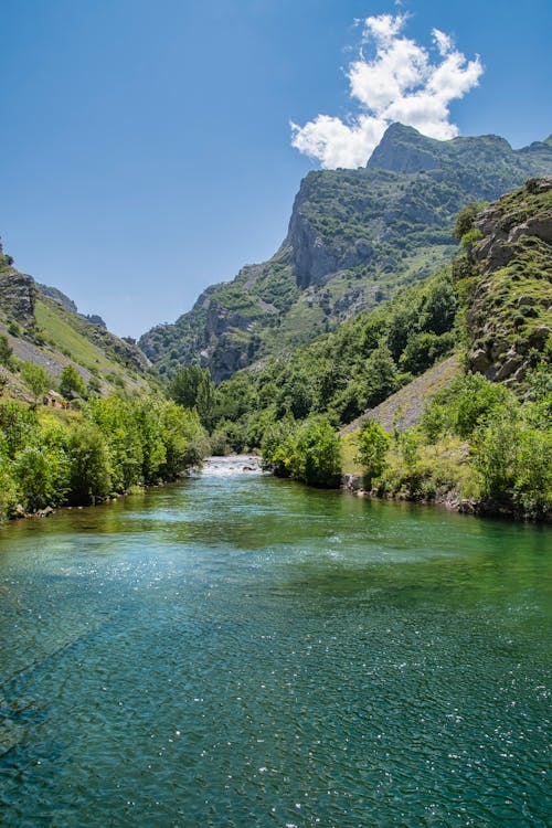 Imagine de stoc gratuită din apă curgătoare, formațiune geologică, în aer liber