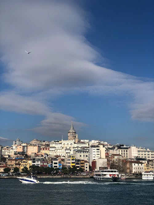 Kostnadsfri bild av byggnader, färja, galata