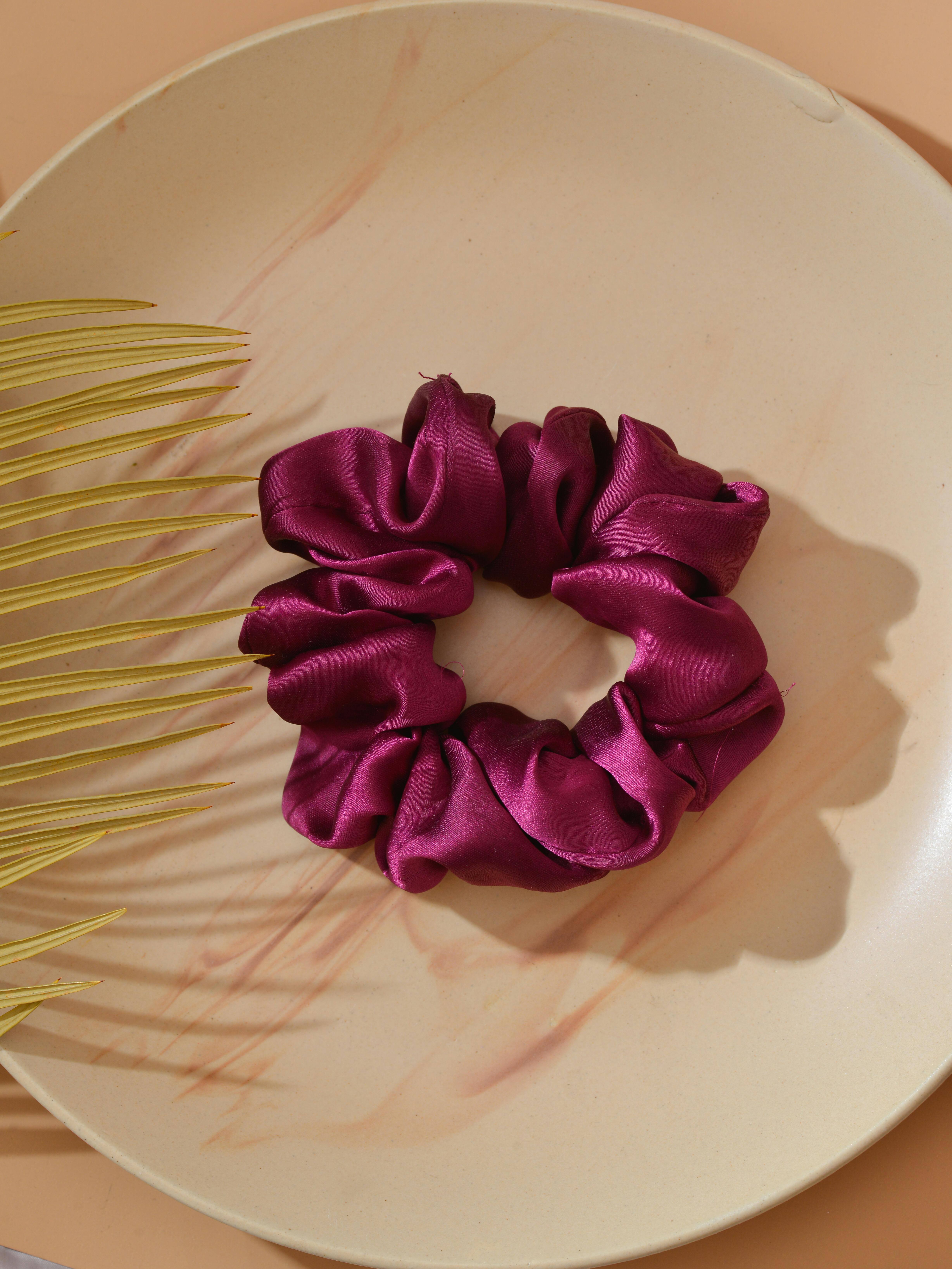 scrunchie ribbon hair tie