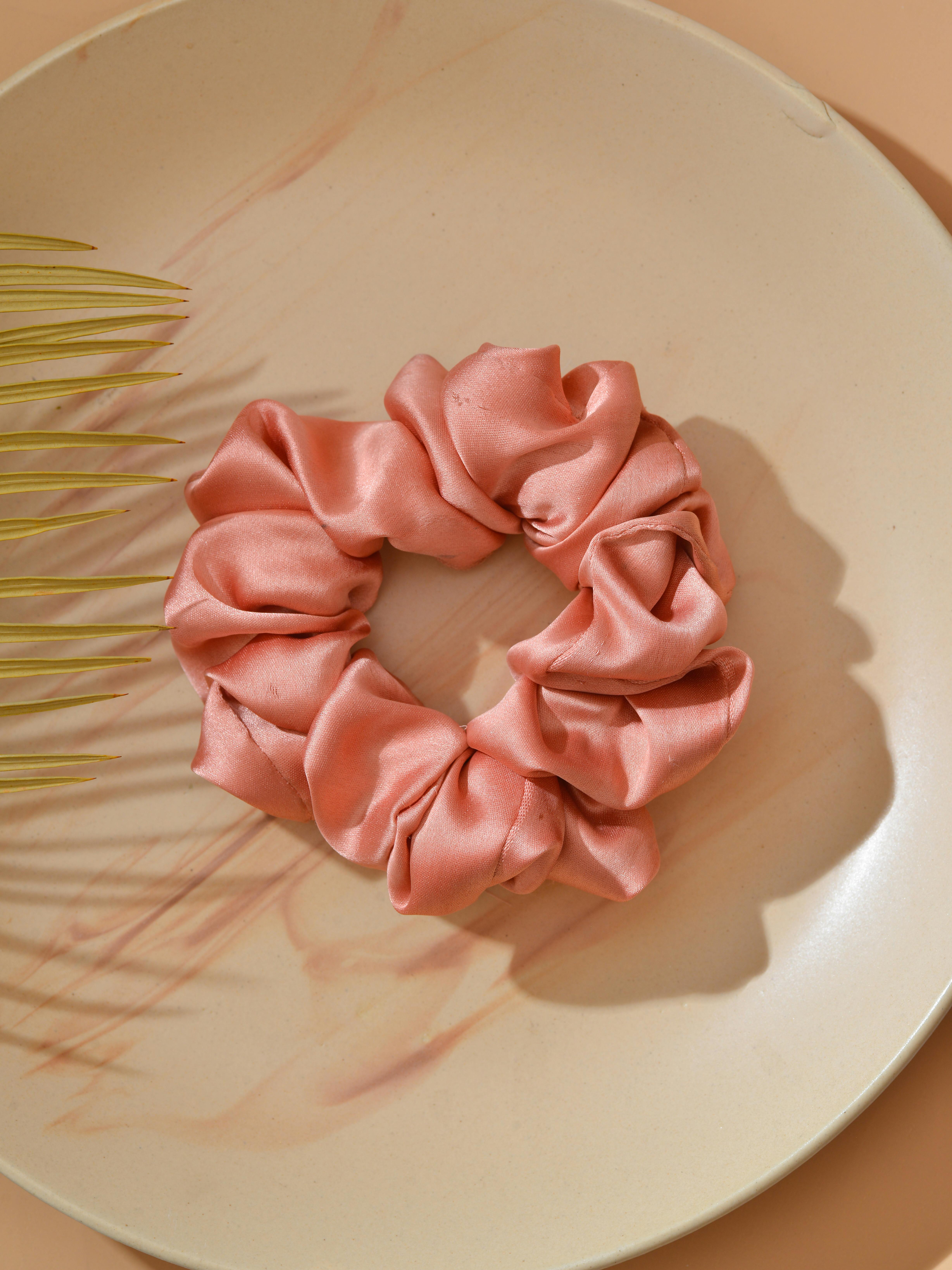 Scrunchie Photos, Download The BEST Free Scrunchie Stock Photos & HD Images
