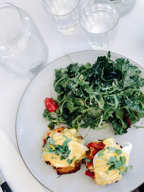 bardaklar, Brunch, çanak içeren Ücretsiz stok fotoğraf