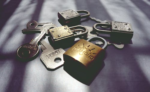 Free stock photo of key, keys, lock