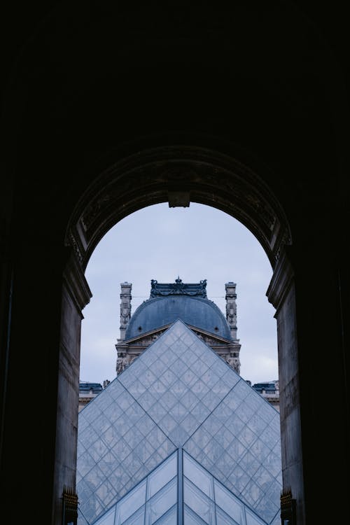 Foto stok gratis Arsitektur, bangunan, museum louvre