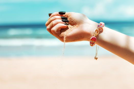 Dune Jewelry Travel Collection Sand Bracelet — gift idea