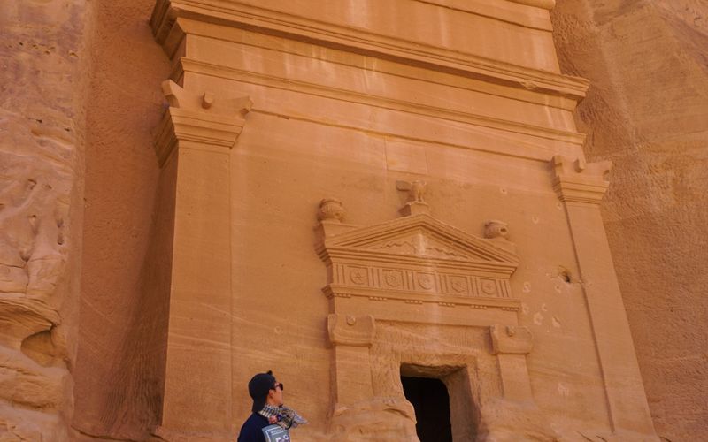 AlUla vs Petra: Which Ancient Nabataean Site Is Better?
