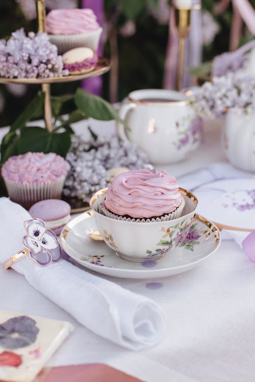 Cupcake in Tea Cup