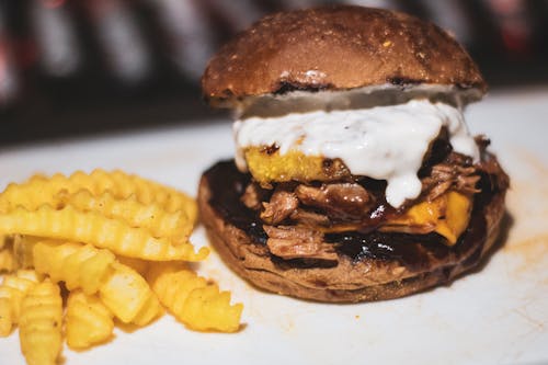 Foto stok gratis alat barbecue, burger, daging sapi
