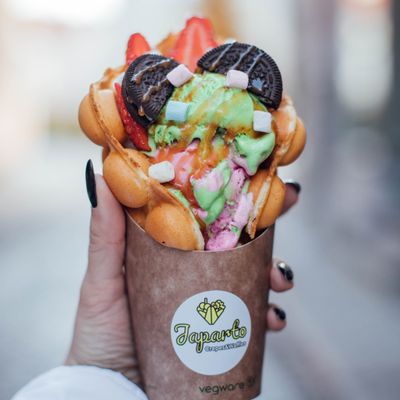 Classic Bubble Waffle