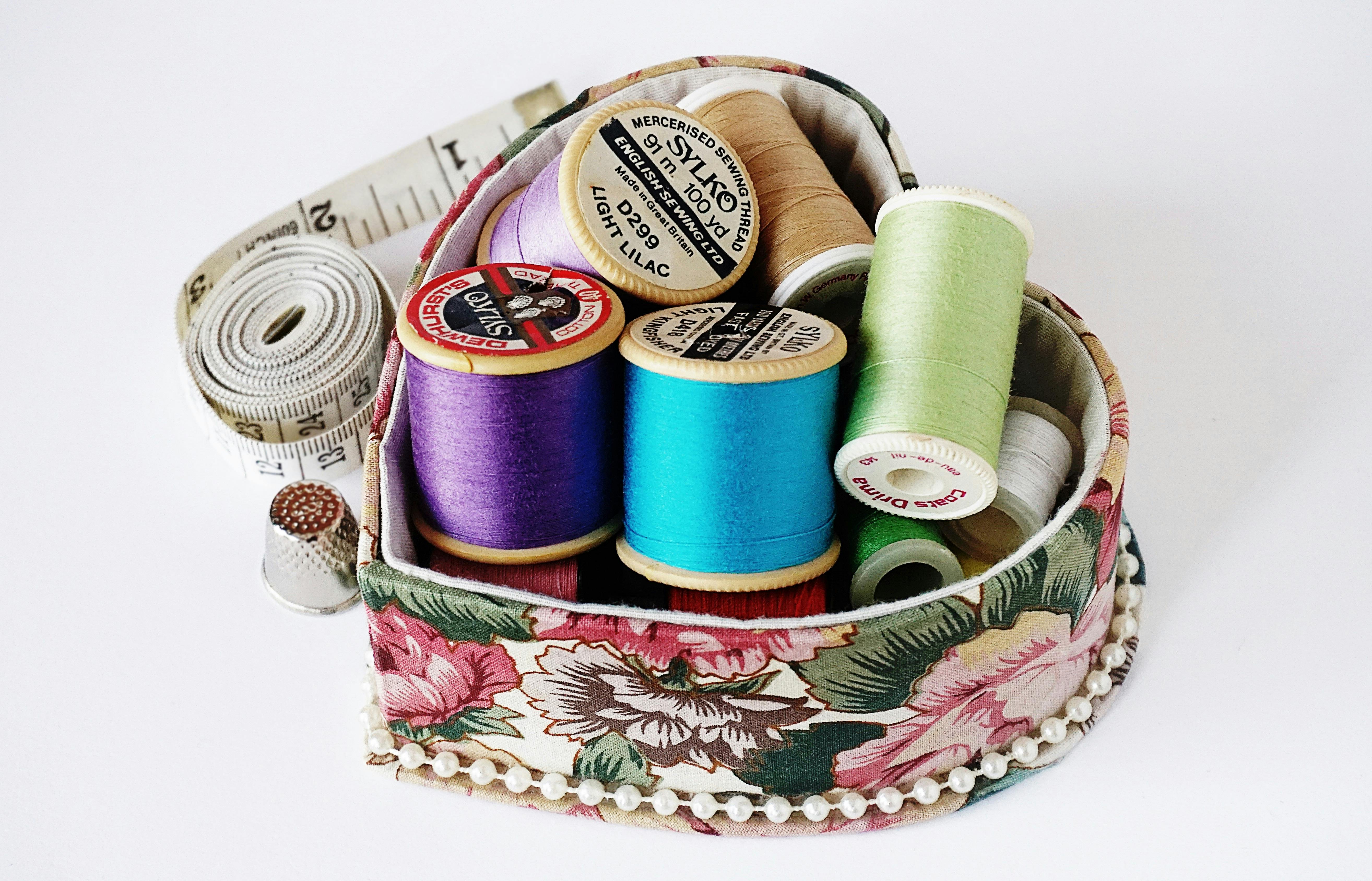 Assorted-color Threads With Case · Free Stock Photo
