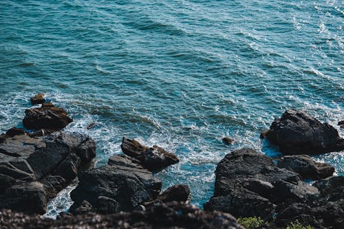 Kostenloses Stock Foto zu felsig, meer, natur