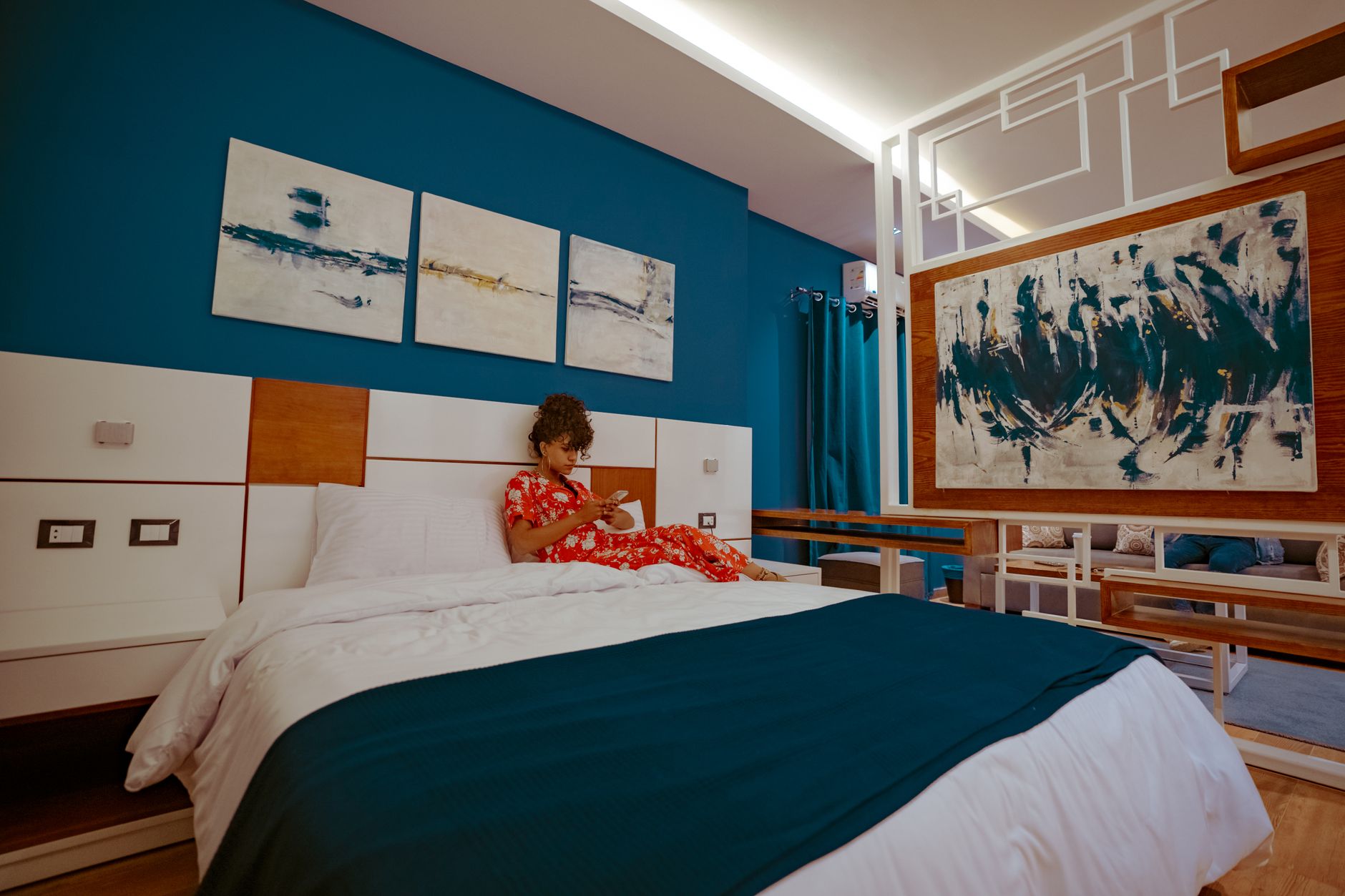 Where to stay in Ikota
