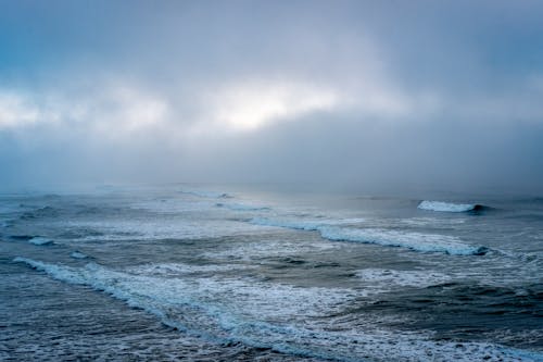 Бесплатное стоковое фото с грохот волн, море, облачный
