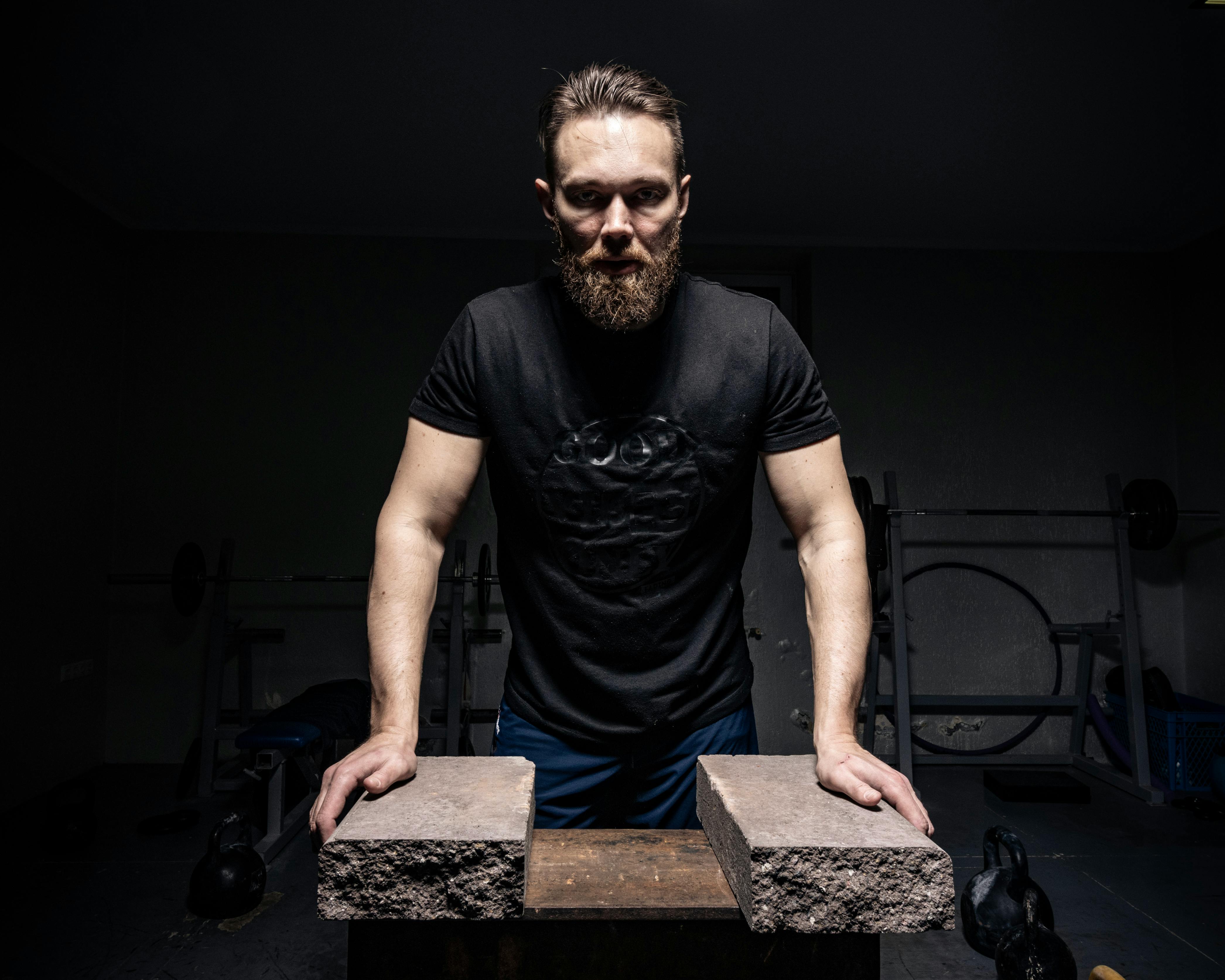 Nemesis Nutrition Psycho Blackout sleep supplement for recovery — Photo by Alexa Popovich on Pexels