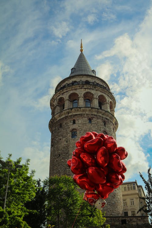 Kostnadsfri bild av ballonger, byggnad, galatatornet