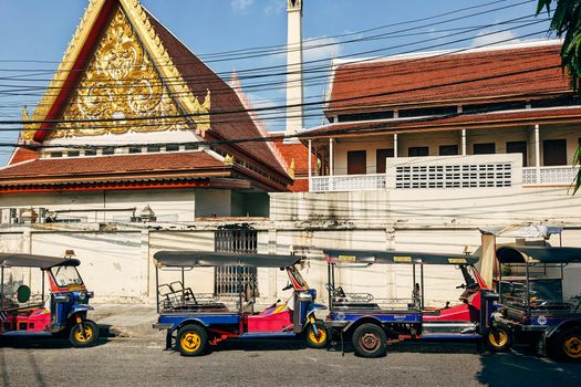 Chinatown tuk-tuk food tour — Bangkok