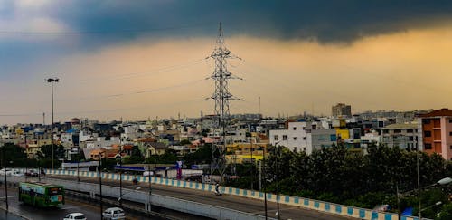 Fotobanka s bezplatnými fotkami na tému architektúra. veľkomesto, cloudsky, daždivý deň