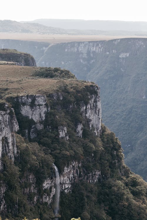 Foto d'estoc gratuïta de arbres, barranc, barranc de la fortaleza