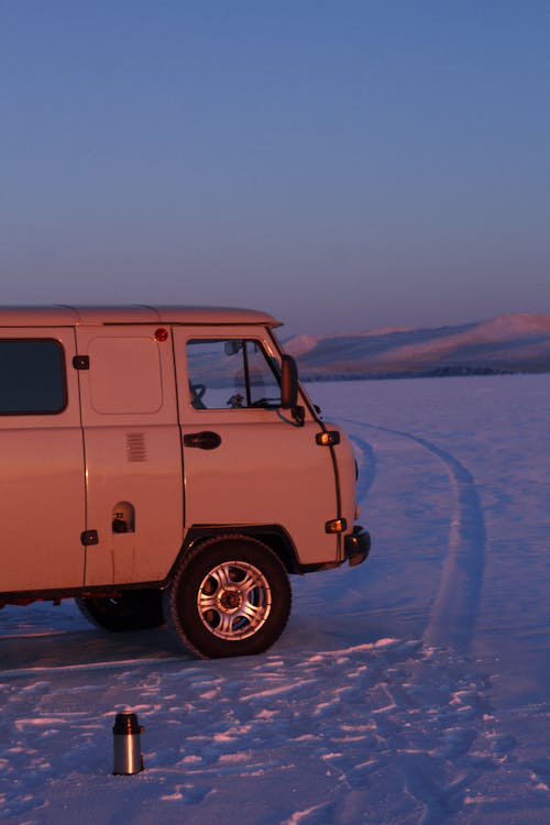 Photo of a Vehicle in Winter 