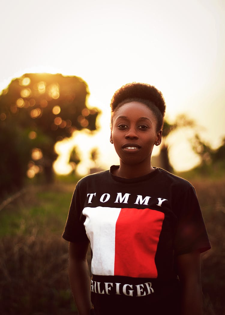 Woman Wearing Black T Shirt 