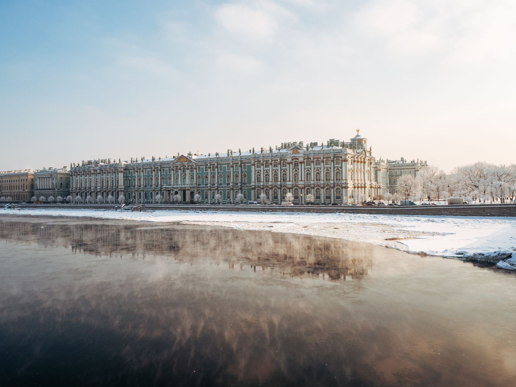 Saint Petersburg: Istana, Kanal, dan Malam Putih yang Memukau (Cerita Traveler Indonesia yang Tersesat di Hermitage)