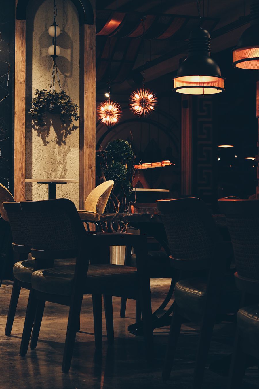 Il locale di sera