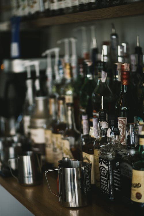 Kostnadsfri bild av alkohol, alkoholflaskor, bar