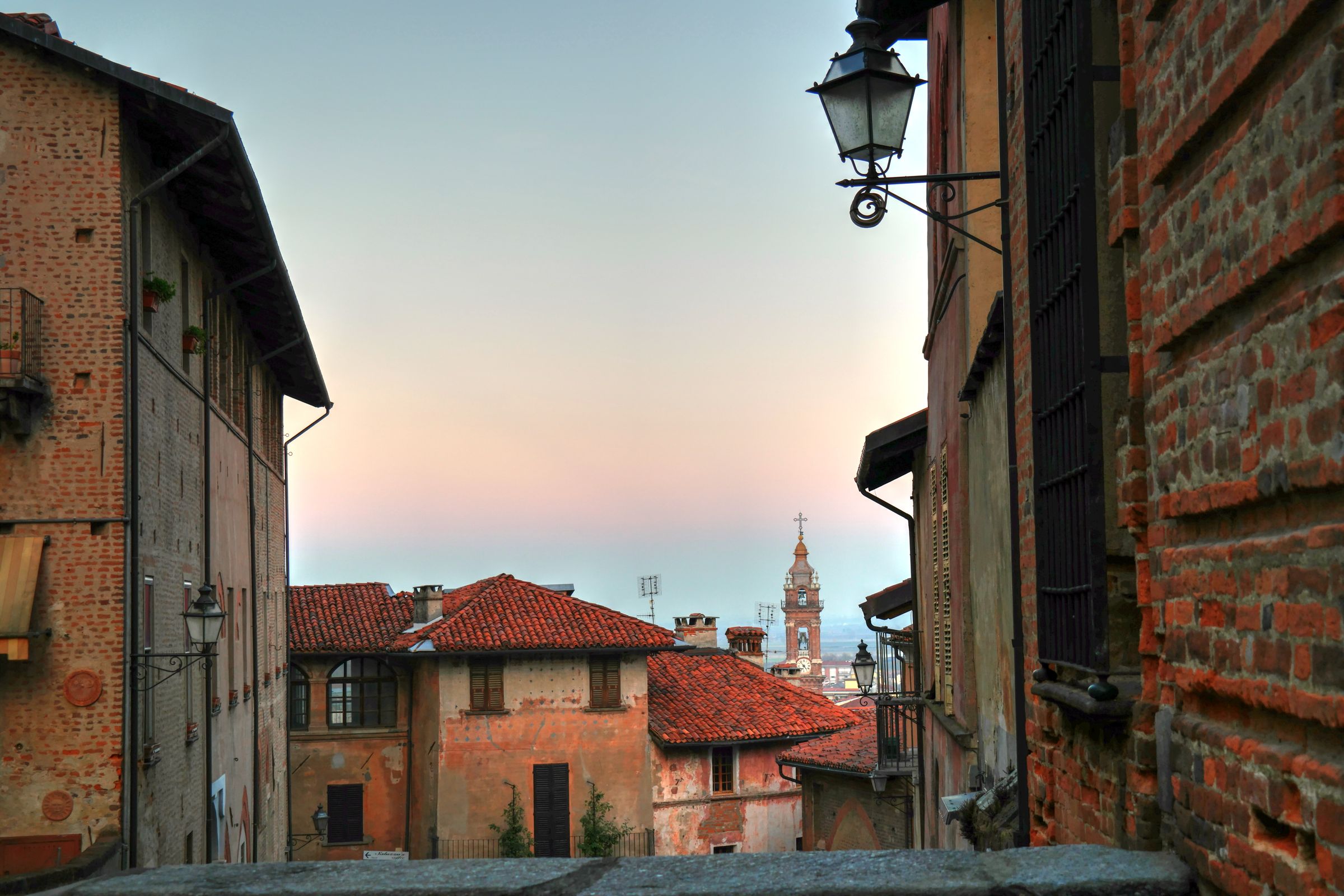 Bologna Foodie Luxury (4 Days, Relaxed, Train-Linked)