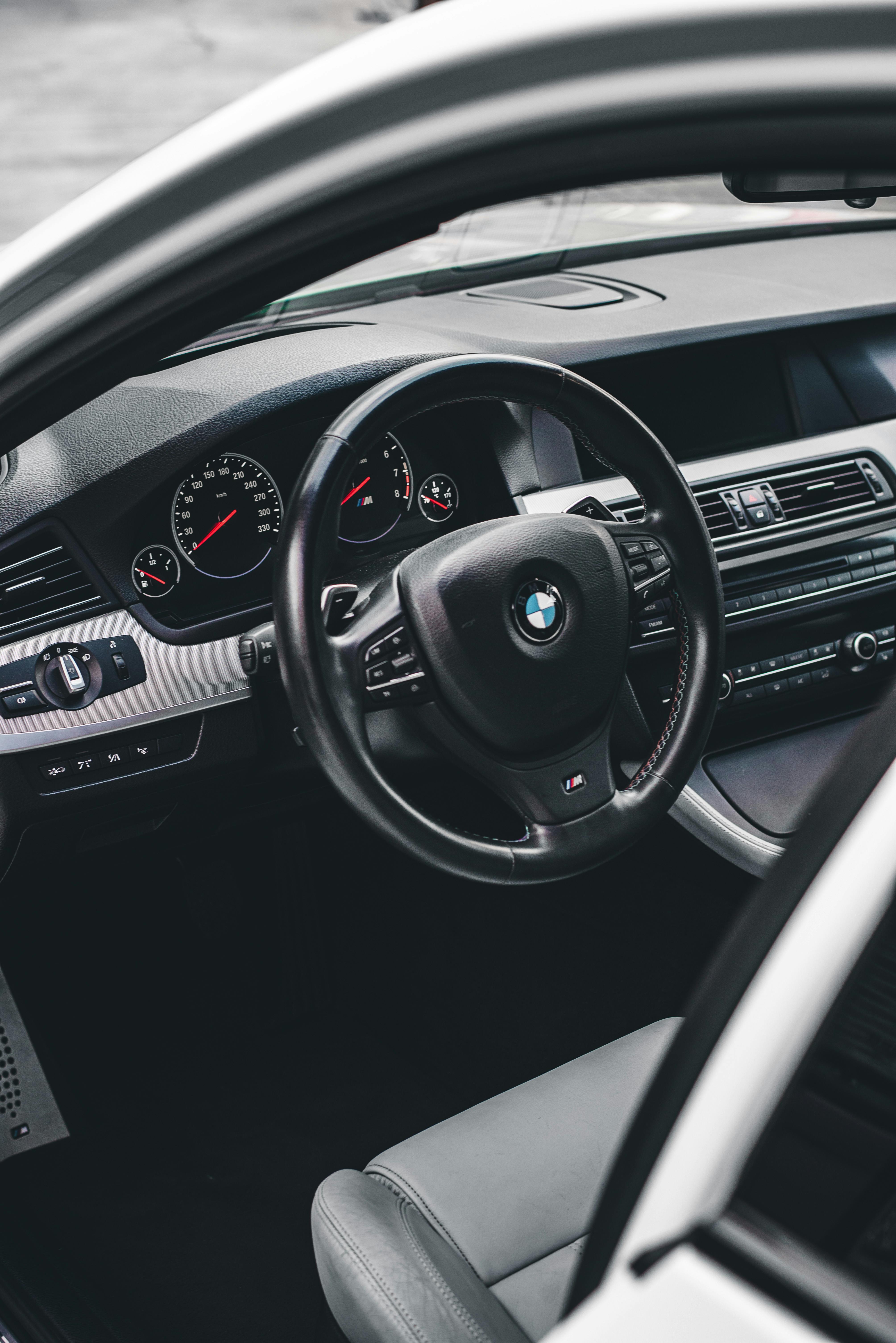 steering wheel in bmw