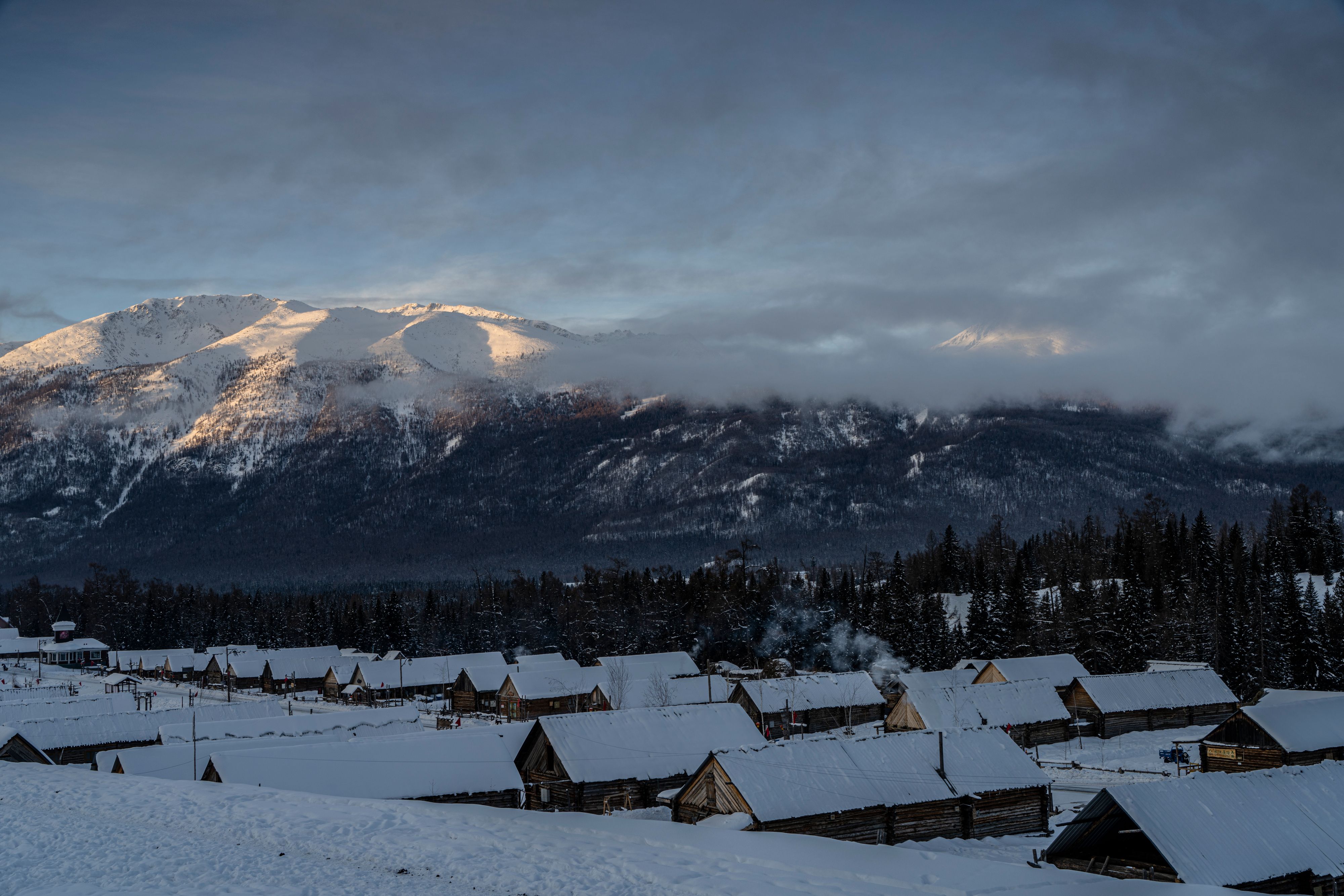 Aerial View of Snow Covered Houses · Free Stock Photo