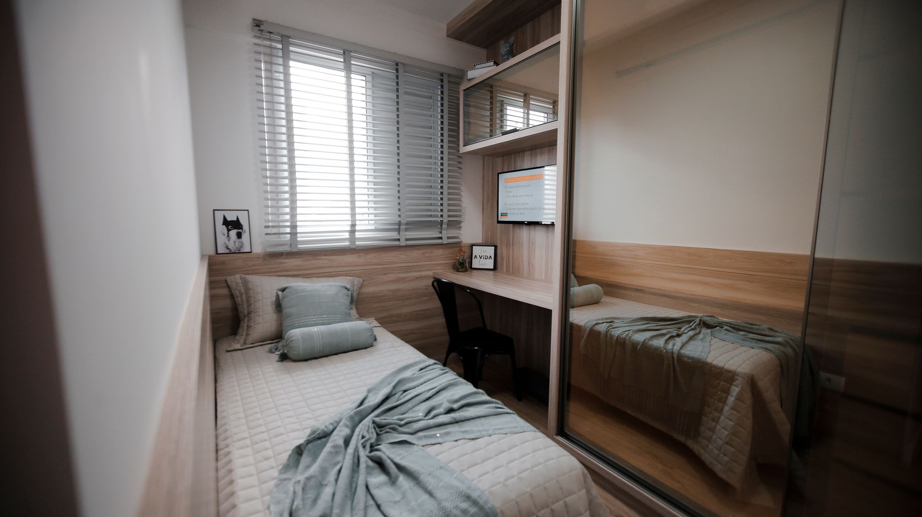 Habitación individual con escritorio