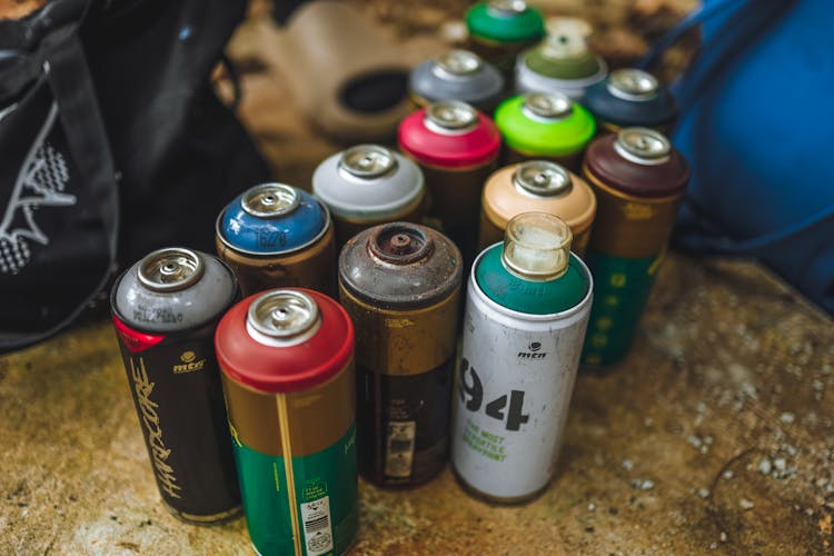 Plastic Cans With Oils