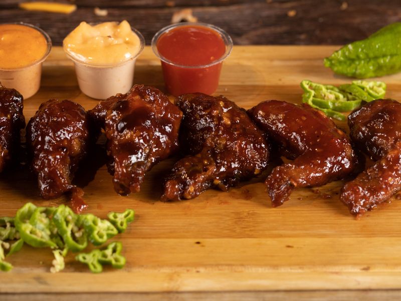 barbecue sauce bowl