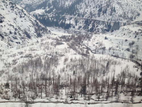 Бесплатное стоковое фото с Аэрофотосъемка, горная деревня, горы
