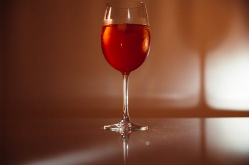 Бесплатное стоковое фото с бокал вина, вино, напиток