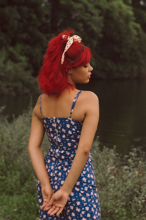 Free Foto profissional grátis de arco de cabelo, bonita, cabelo vermelho Stock Photo