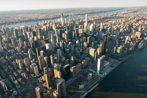 Free Stunning aerial photography of the New York City skyline showcasing modern skyscrapers. Stock Photo