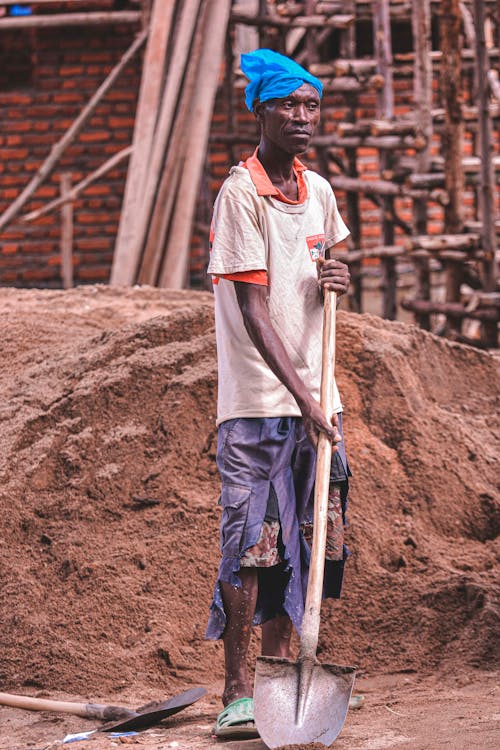 adam, afrikalı amerikalı adam, dikey atış içeren Ücretsiz stok fotoğraf