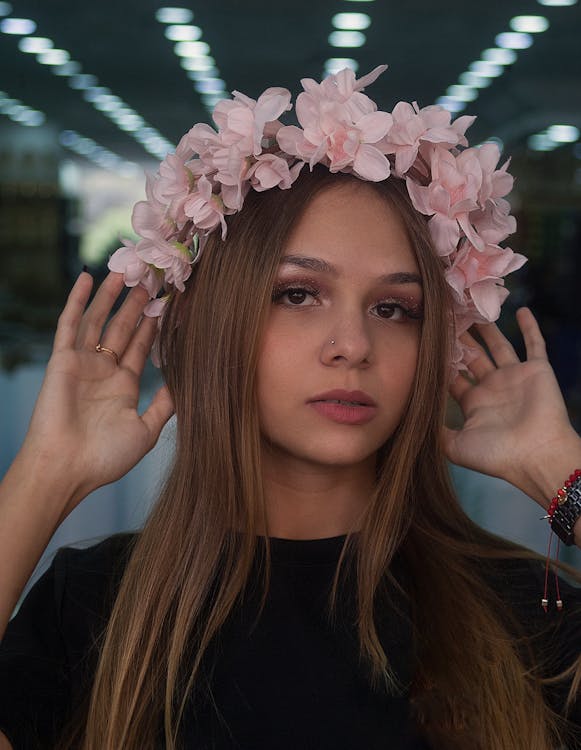 A Woman Wearing Flower Crown · Free Stock Photo A Woman Wearing Flower Crown · Free Stock Photo