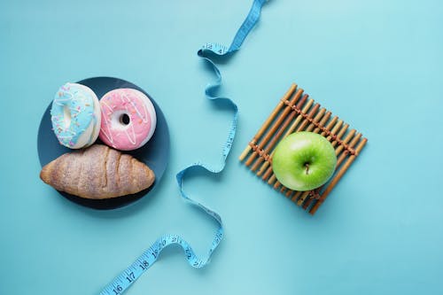 Study Links Weather-Dependent Food and Beverage Choices to Mental Health
