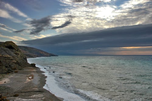 Бесплатное стоковое фото с берег, волны, горизонт