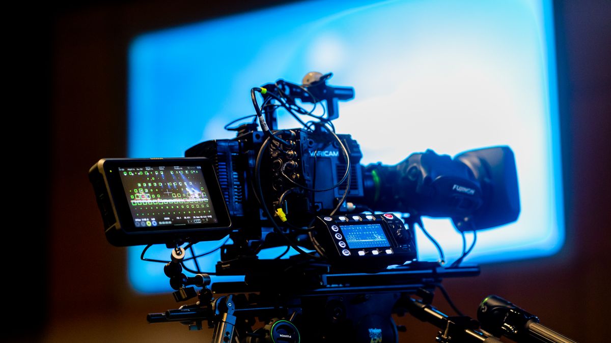 Techniques avancées de montage vidéo pour les créateurs de contenu en 2026 - illustration