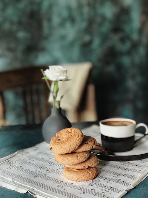 Foto stok gratis bejana, bunga, cangkir kopi