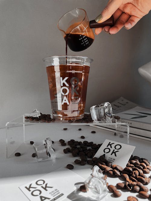 Fotobanka s bezplatnými fotkami na tému jednorazový pohár, káva, ľadová káva