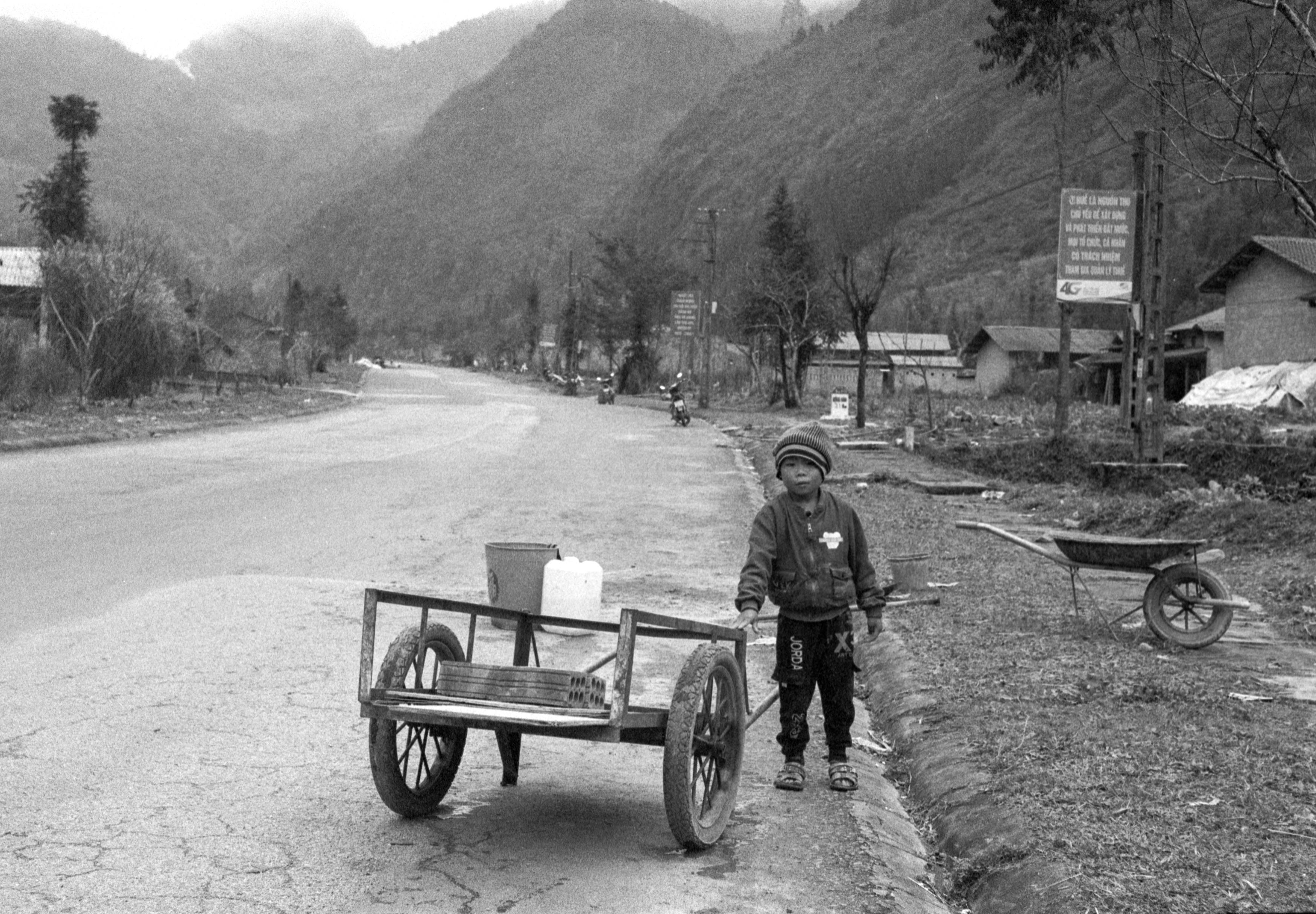 Kid wagon photos download the best free kid wagon stock photos hd images
